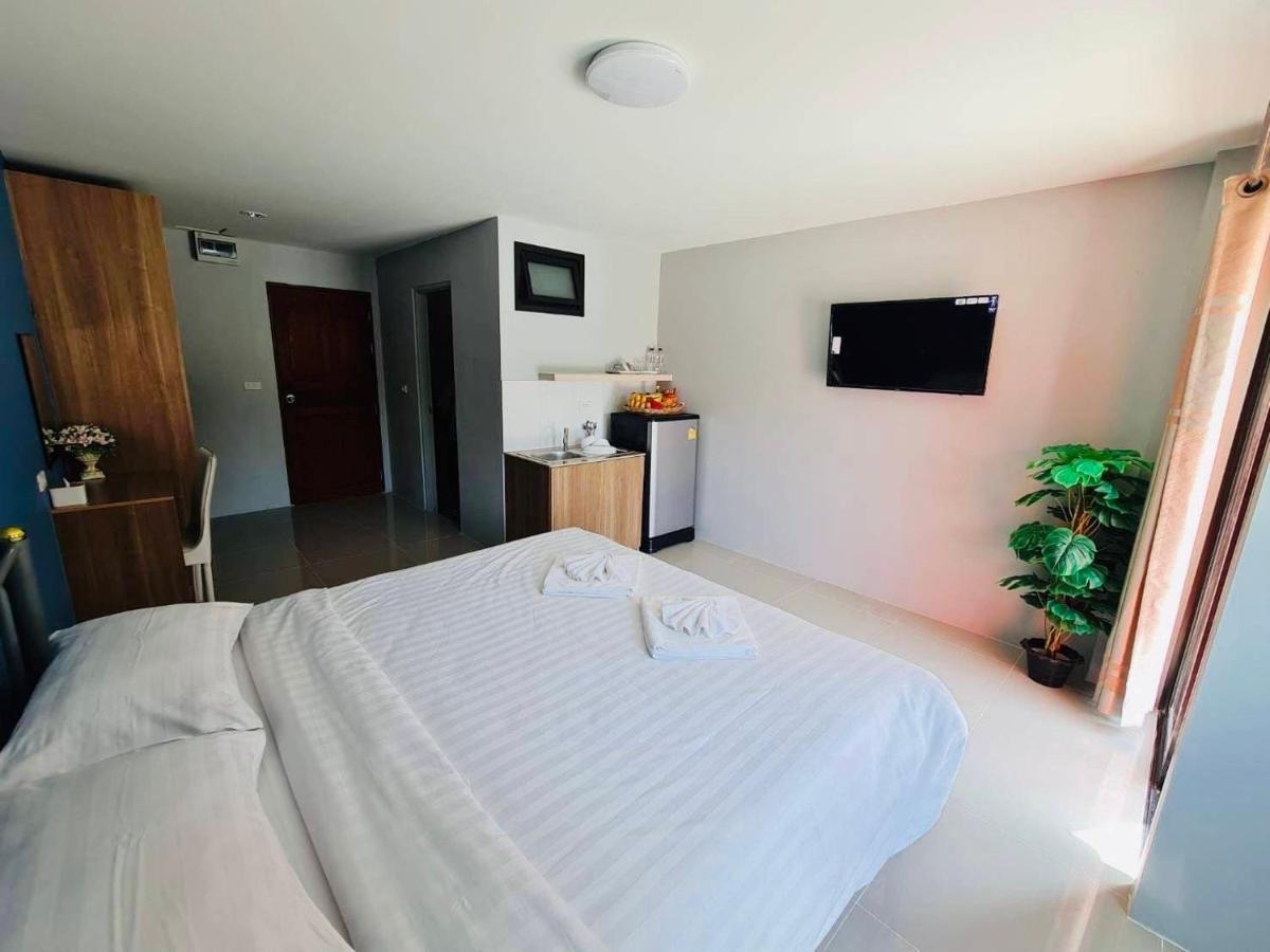 Dinosaur Apartment Hua Hin Bagian luar foto