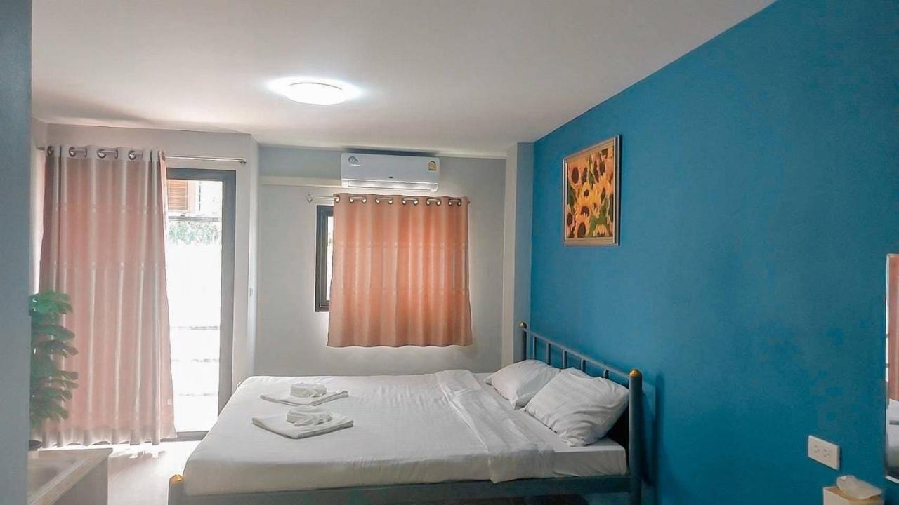 Dinosaur Apartment Hua Hin Bagian luar foto